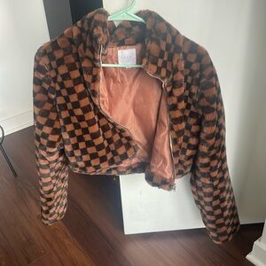 lelis cropped fur jacket